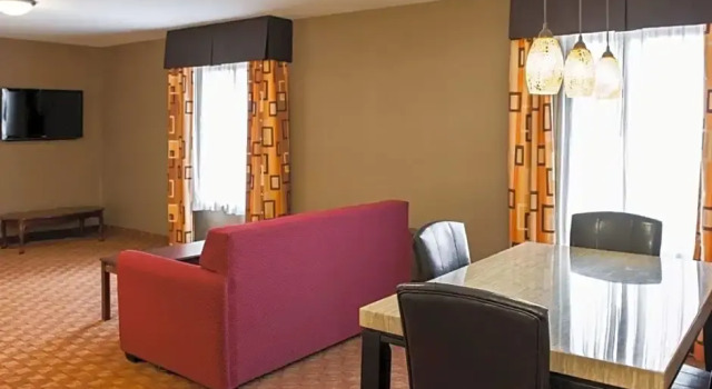 Номер Business Quality Inn Franklin I-65