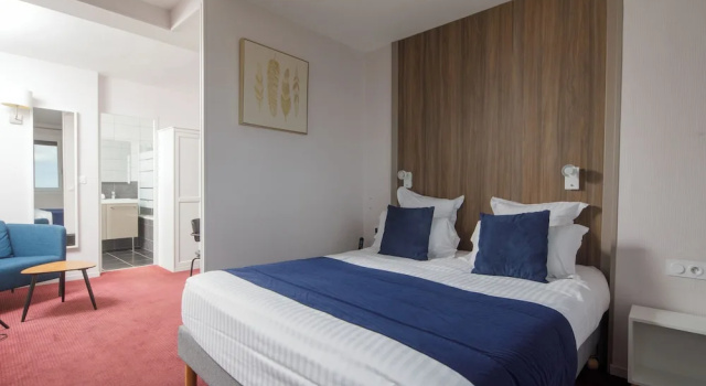 Полулюкс Saint Aubin Logis Hôtel & Restaurant