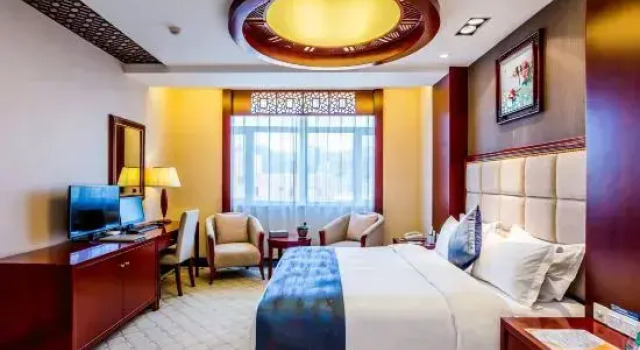 Семейный тент Fengning Hotel