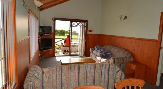 Baudins Accommodation, Rezerwuj Hotel Naracoopa 
