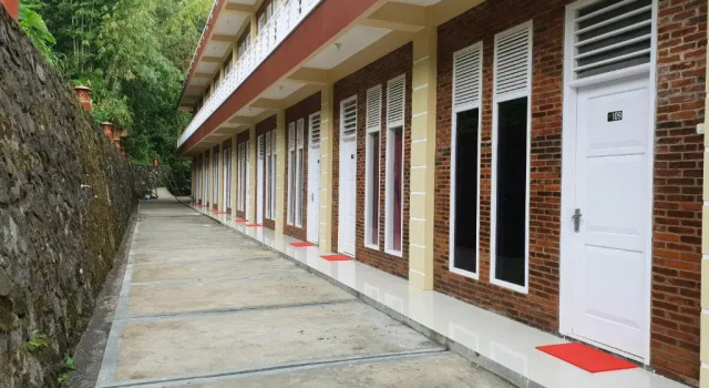 Tulip Inn Tomohon, Rezerwuj Hotel Tanie hotele w Sulawesi