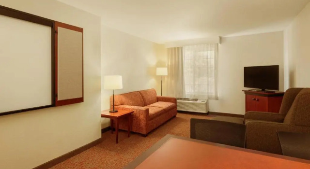 Люкс Grand Larkspur Landing Extended Stay Suites Sunnyvale