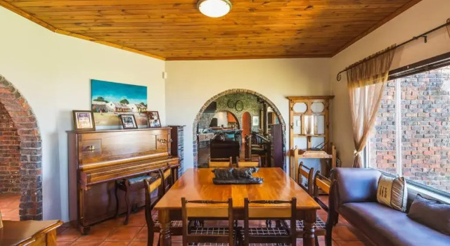 Melkbos Beach Lodge, Забронировать Отель Отели Cape Peninsula с бассейном, Бассейн