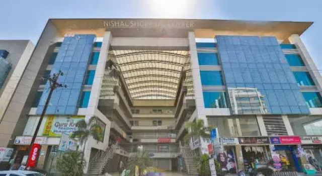 OYO 19649 Hotel Vishvam