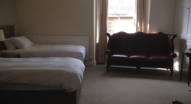 The Somerset Arms, Book Hotel  