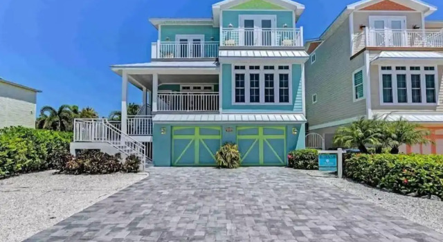 Beachy Villa Vista Apartment 5