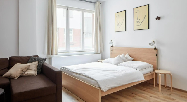 Cozy Studio in New Town by Prague Days, Забронировать Отель Прага Чехия, рядом с Каролинум