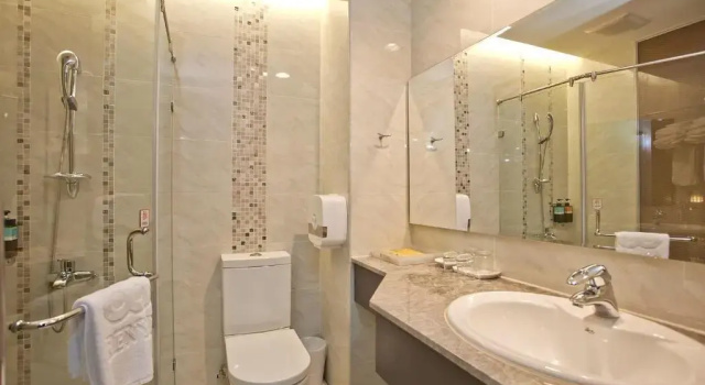 Номер Comfort Renyi Lake Hotel