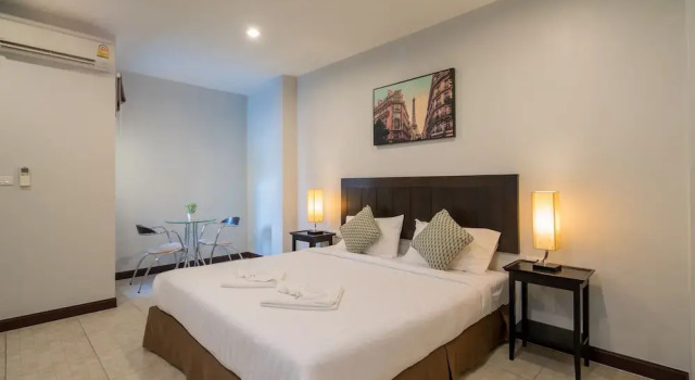Двухместная студия с кухней Deluxe Amarin Hotel Patong