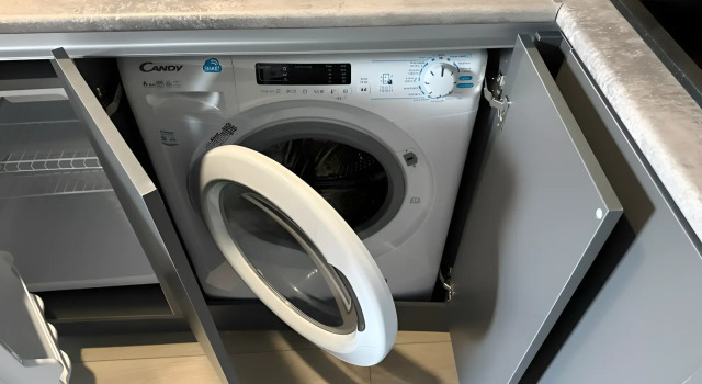 Good Room Guru at 13c2 Centrosoyuzny Lane, Book Apartment Moscow Russia
