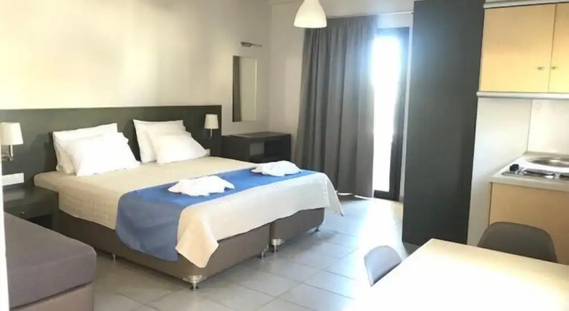 Студия с балконом Ledra Maleme Hotel