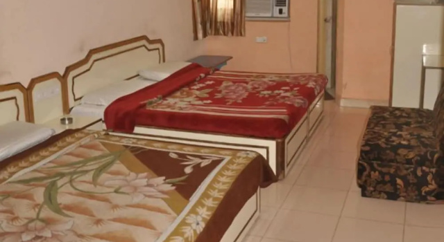 Hotel Aashirwad