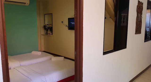 Двухместный номер Standard c 1 комнатой D'Feringghi Haus Hotel & Restaurant