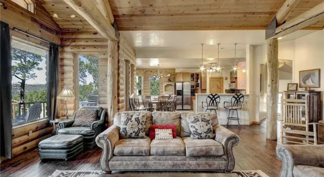 Blue Lake Lodge - Seven Bedroom Cabin with Hot Tub, Varaa Hotelli Ruidoso New Mexico