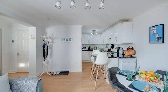 Апартаменты Cosy, nautical 2 bed, 5 mins stroll to Seafront