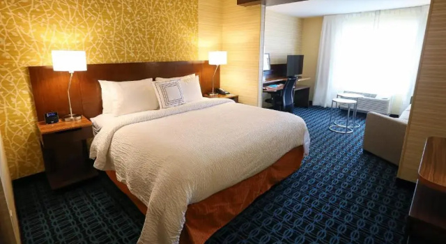 Студия Fairfield Inn & Suites by Marriott Madison Verona