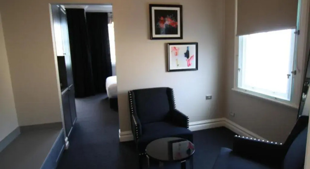 Полулюкс Mrs Banks Hotel