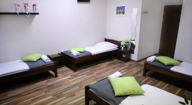 Кровать в общем номере Royal Hostel