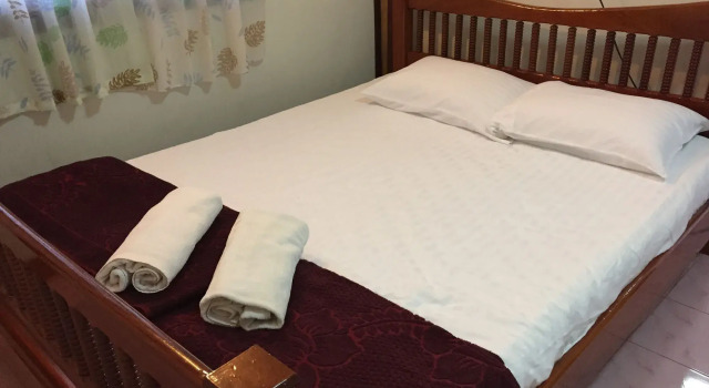 Manutsada Resort, Забронировать Курортный отель Отели Кхао-Кхо с завтраком, Завтраки
