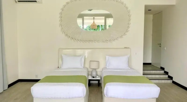 Вилла с 3 комнатами с балконом и с красивым видом из окна Eden The Residence at The Sea Seminyak