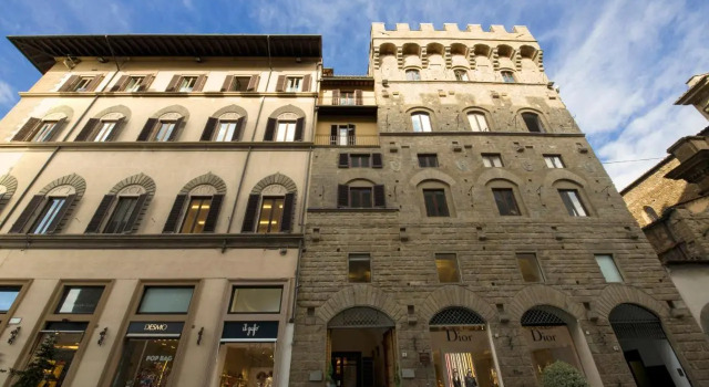 Residenza d'Epoca Antica Torre di Via Tornabuoni, Забронировать Отель Отели Флоренции с завтраком, рядом с Баптистерий сан Джовани, Завтраки