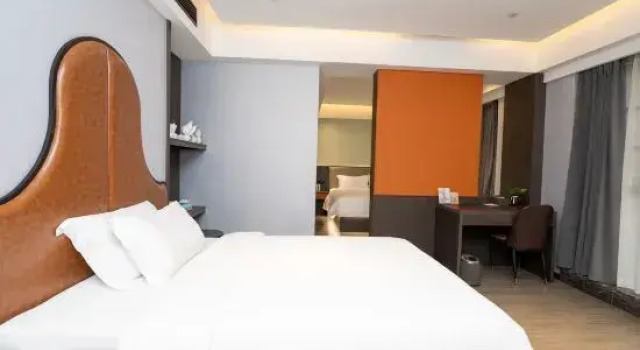 Люкс Yilai Hotel (Liling No. 1 Middle School No. 1 Riverside Scenic Area)