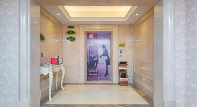 Werner Hotel (Xiaogan Wanda Plaza Hong Kong City Branch), Book Hotel Hoteller i Xiaogan med parkering, Parkering
