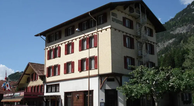 Hotel & Restaurant Alpenrose, Buchen Sie Hotel Innertkirchen Sustenpass