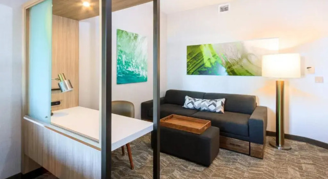 Люкс SpringHill Suites by Marriott The Dunes On Monterey Bay