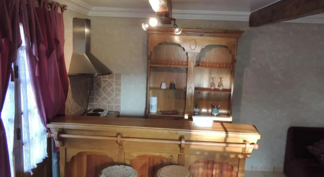 Le Manoir de Goliath, Book Hotel  