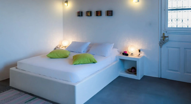 Люкс Superior с видом на бассейн Eiriana Luxury Suites