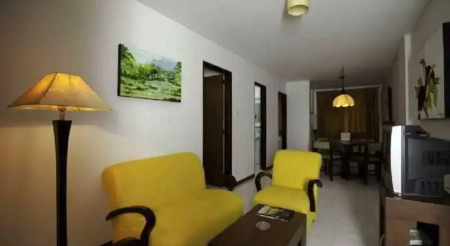 Travelers Apartasuites el Peñon