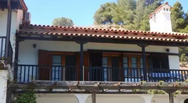 Seafront Villa Apartment 1st Floor, Book Apartment Nikiti 