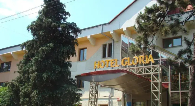 Gloria, Rezervovat Hotel 3hvězdičkové hotely v Suceava, 3*