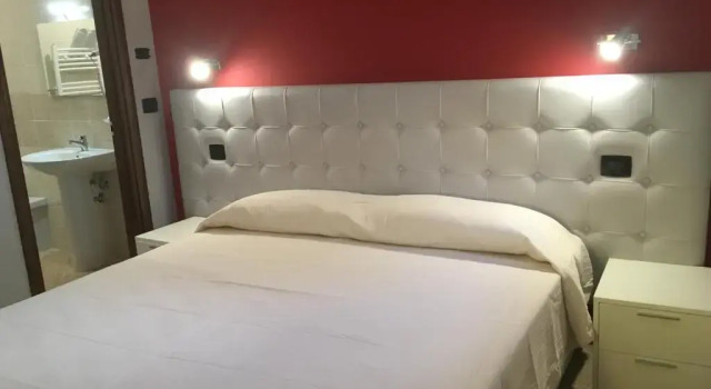 Коттедж с 3 комнатами B&B Pegaso