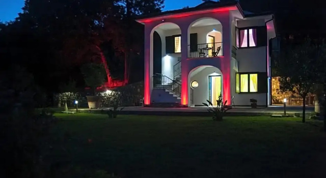 Incanto di Luna, Boek Hotel Ispani Campania