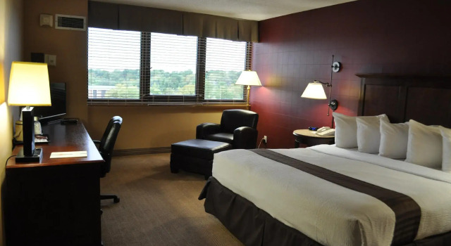 Номер Standard Holiday Inn Kansas City Se - Waterpark