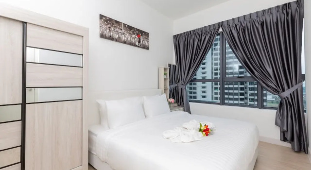 Апартаменты с 2 комнатами Arte Plus Luxury Suites with KLCC View