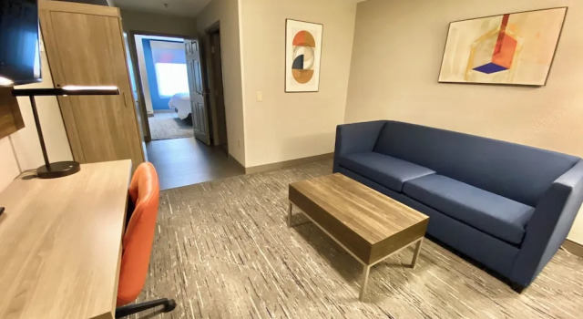 Люкс c 1 комнатой Holiday Inn Express & Suites Elyria by IHG