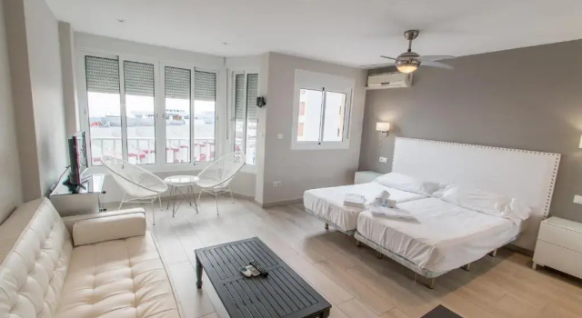 Люкс Palm Beach Club Apartamentos Carihuela