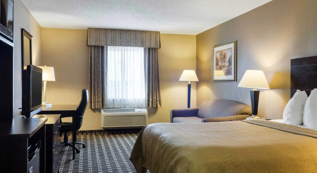 Двухместный номер Standard Quality Inn & Suites Watertown near Prairie Lakes Ice Arena