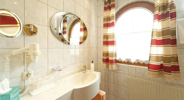 Двухместный номер Standard с балконом Hotel Edelweiss
