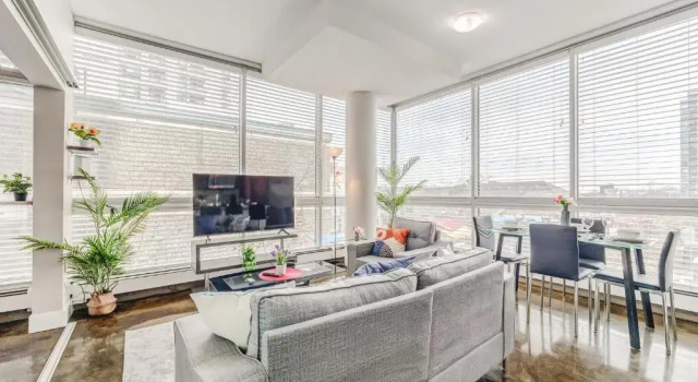 Апартаменты Upscale 2BR Condo - King Bed - Stunning City Views