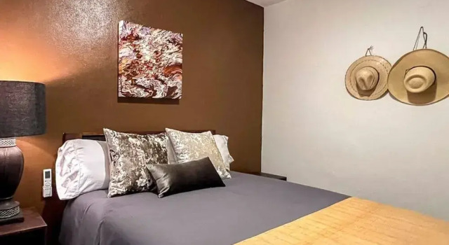 Charming Home Near San Miguel Main Plaza, Забронировать Апартаменты/квартира Апартаменты Сан-Мигель-де-Альенде, рядом с Public library, Апартаменты/квартира