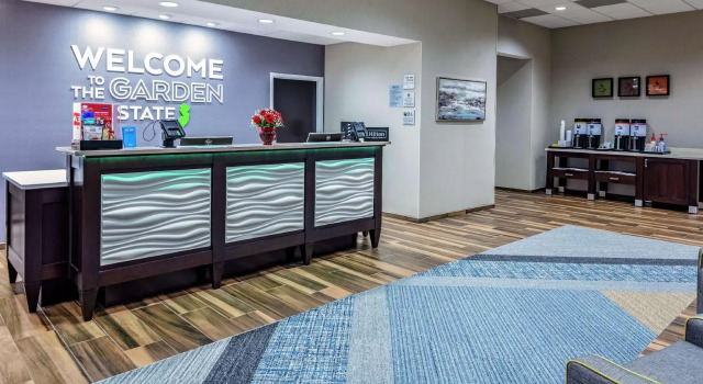 Hampton Inn Cranbury, Rezerwuj Hotel Hotele w New Jersey z basenem, Basen