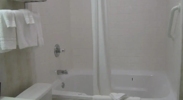 Двухместный номер Standard c 1 комнатой Super 8 by Wyndham Ottawa Starved Rock