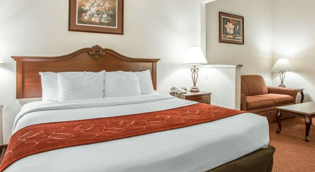 Люкс c 1 комнатой Comfort Suites - Jefferson City