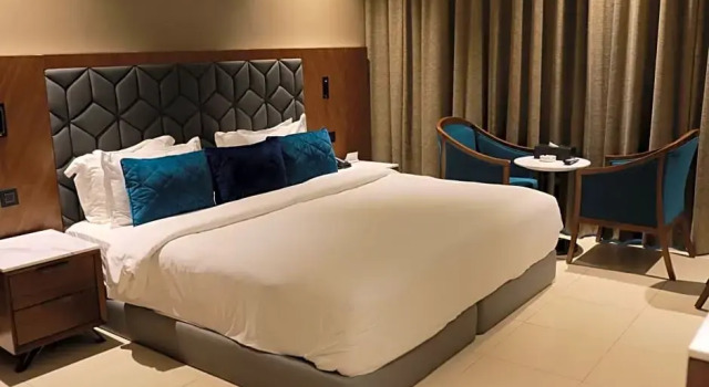 Двухместный номер Standard Ramee Palace Hotel
