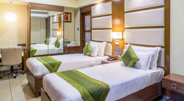 Super Inn Armoise Hotel, Rezervovat Hotel Hotely v Gujarat s parkováním, Parkování