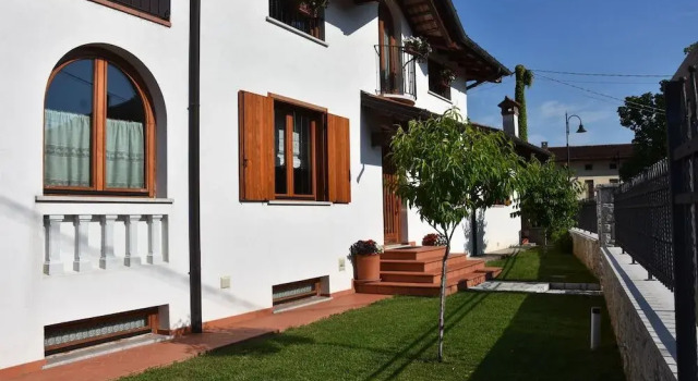 Al Vecchio Glicine - Bed & Breakfast, Book Bed and Breakfast Hoteller i Friuli Venezia Giulia med parkering, Parkering